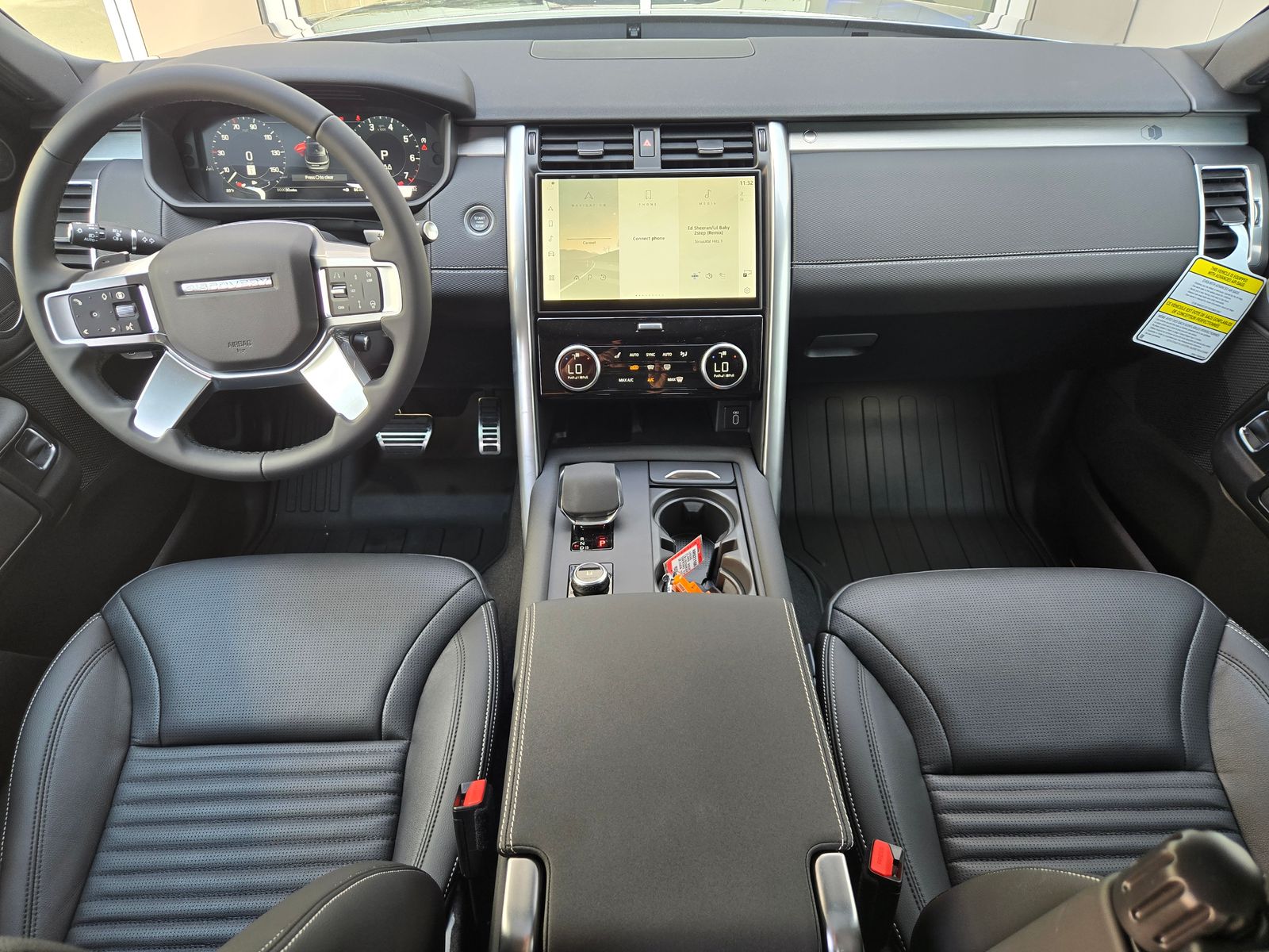 2026 Land Rover Discovery Gemini Edition - Photo 38
