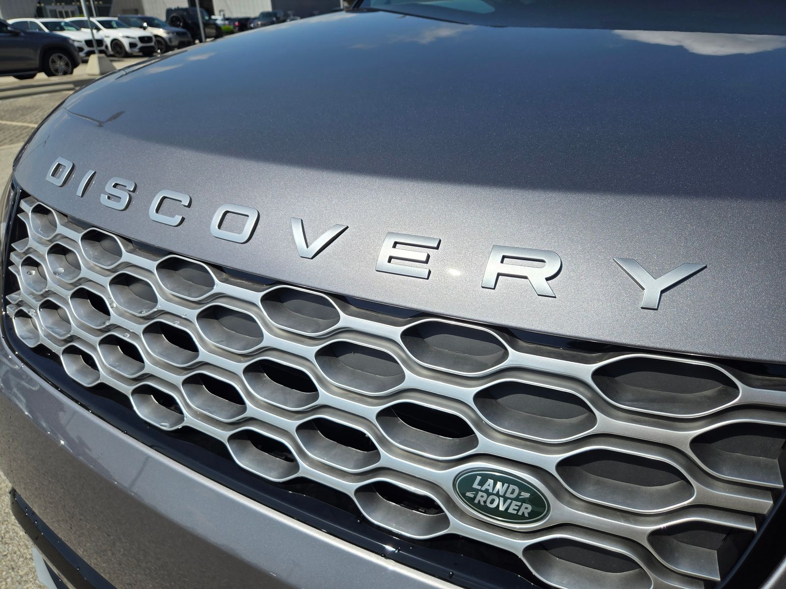 2026 Land Rover Discovery Gemini Edition - Photo 18