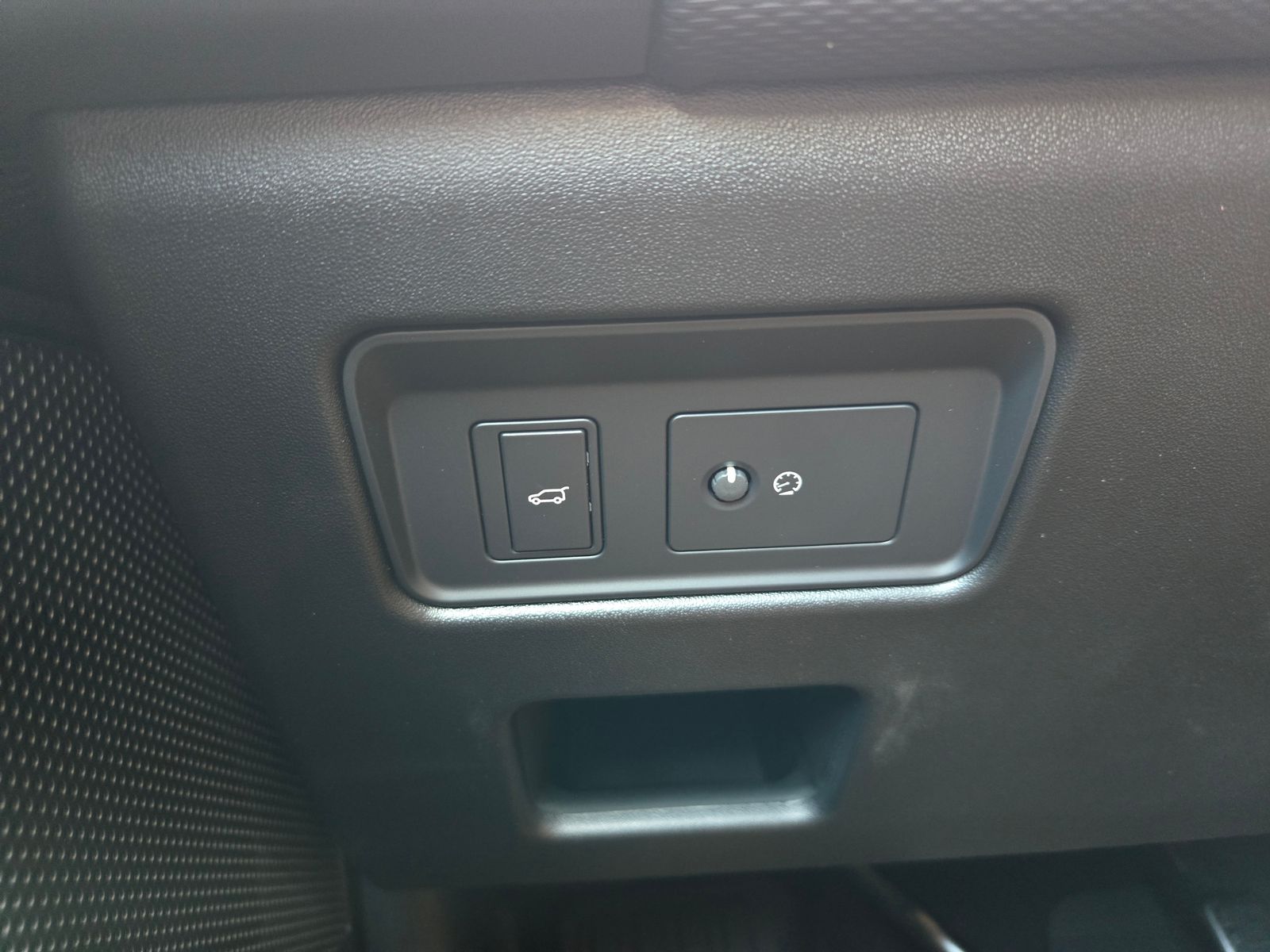 2026 Land Rover Discovery Gemini Edition - Photo 42