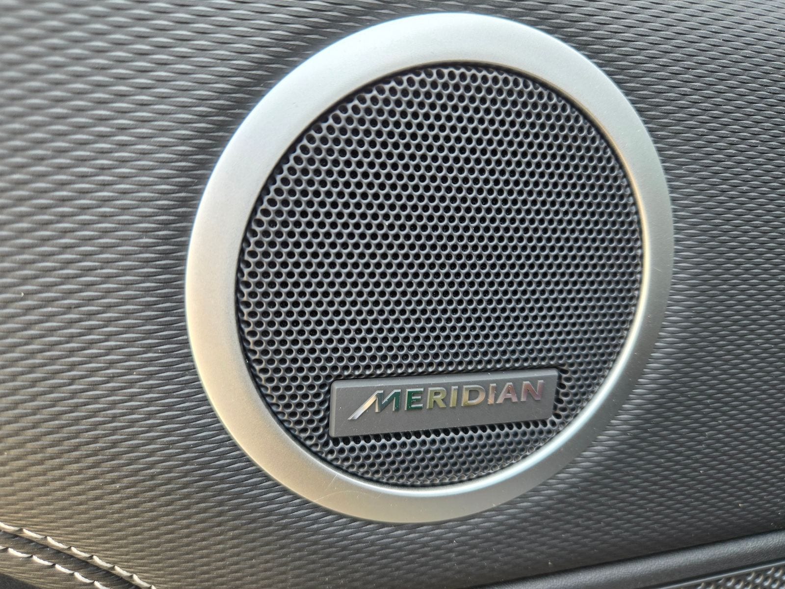 2026 Land Rover Discovery Gemini Edition - Photo 25