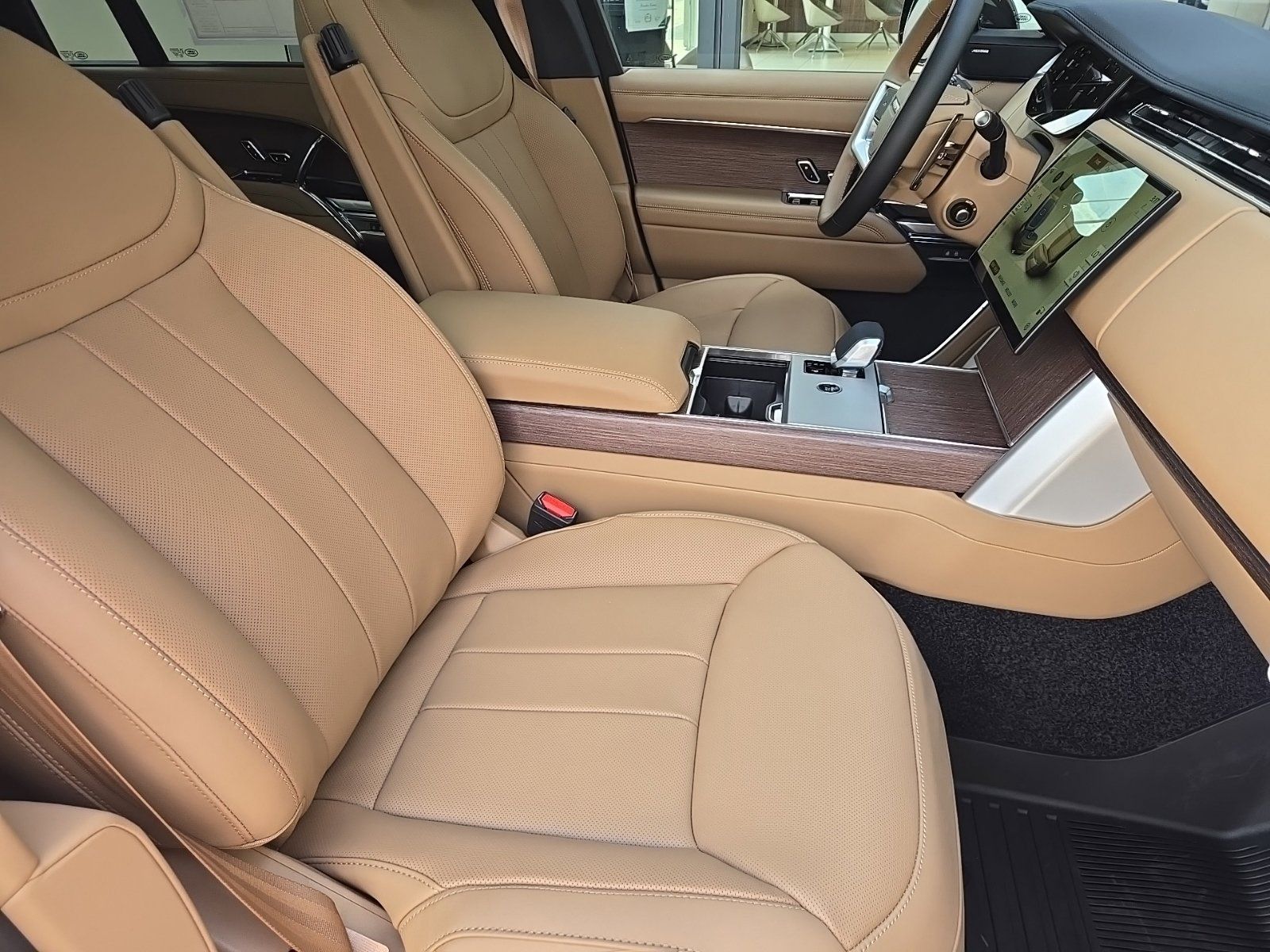 2026 Land Rover Range Rover SE - Photo 29