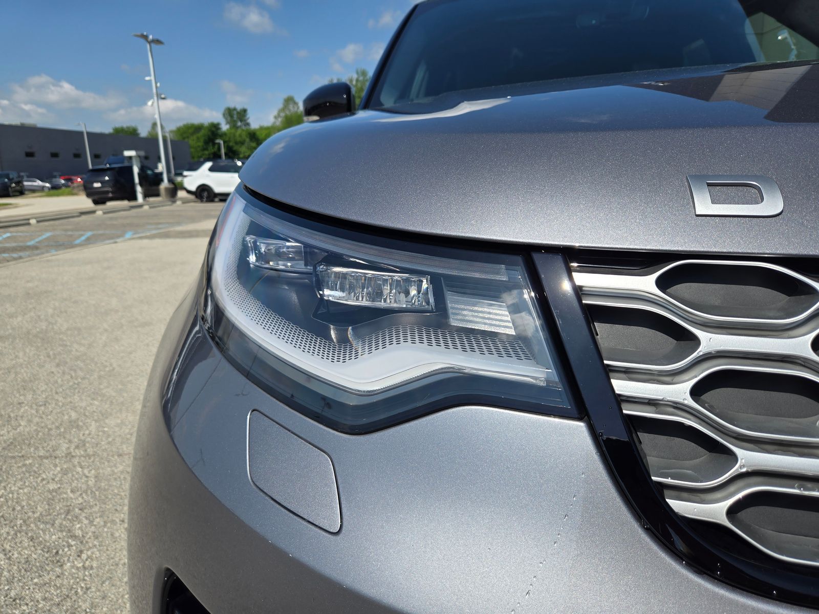 2026 Land Rover Discovery Gemini Edition - Photo 16
