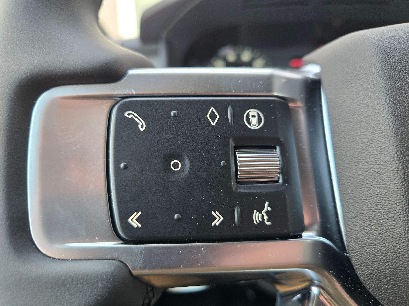 2026 Land Rover Discovery Gemini Edition - Photo 43