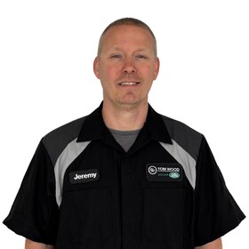 Staff member Jeremy D. from ID_9fac78