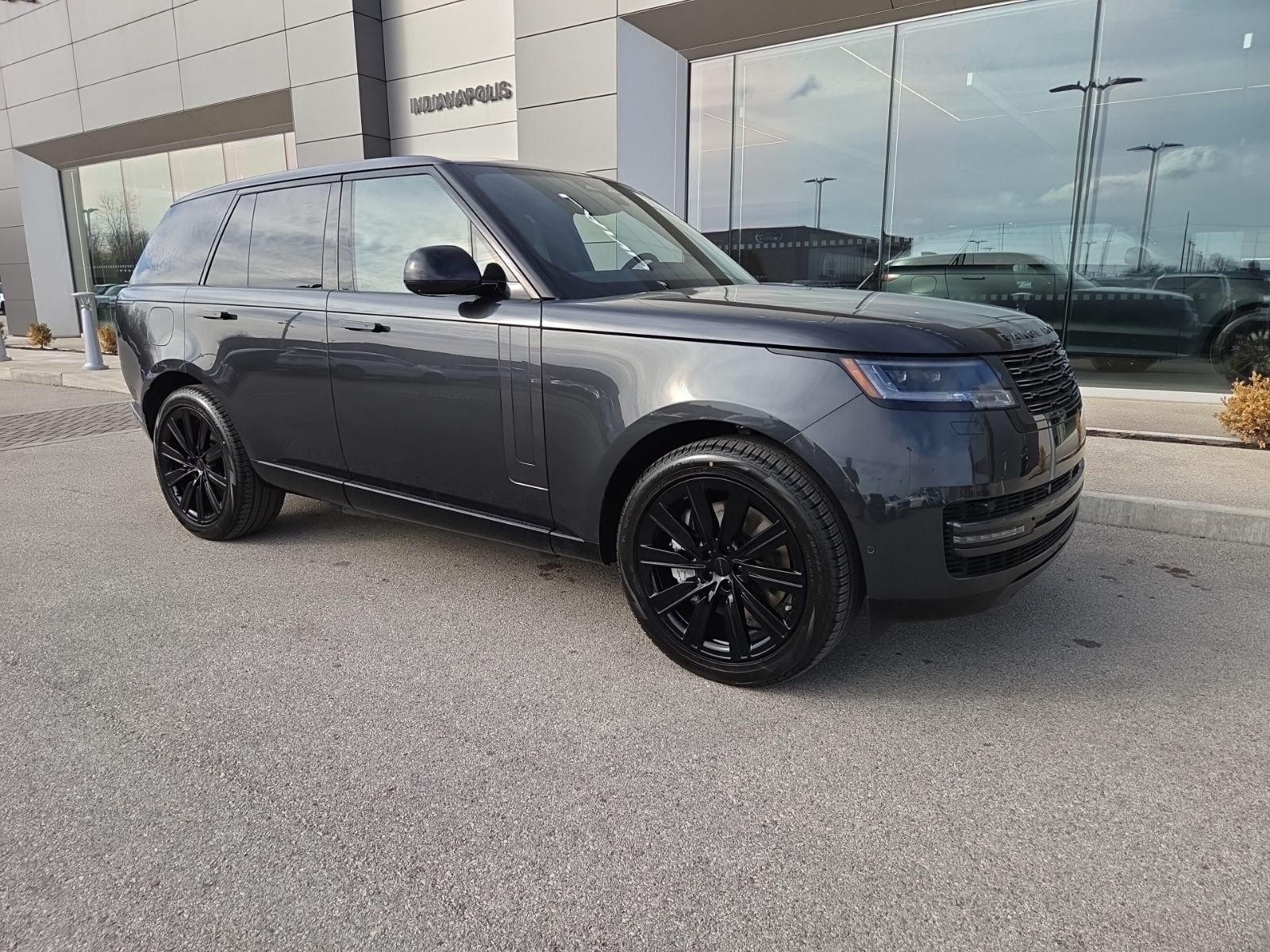2026 Land Rover Range Rover SE - Photo 8