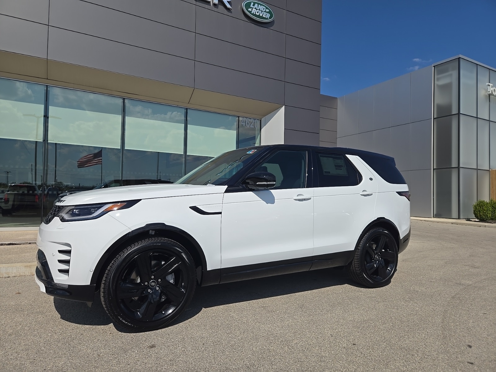 2025 Land Rover Discovery