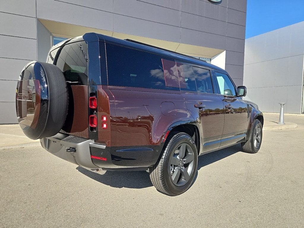 New 2025 Land Rover Defender 130 400PS X-Dynamic SE SUV