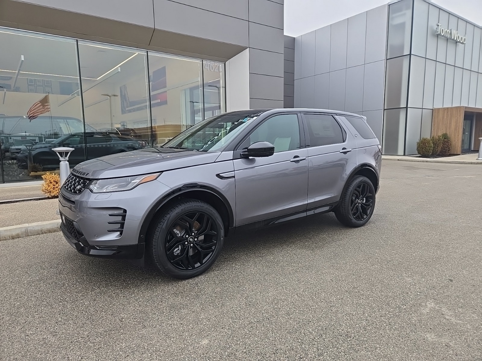 2026 Land Rover Discovery Sport Landmark
