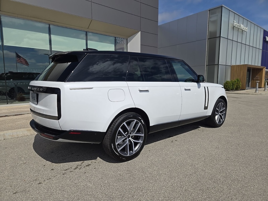 New 2026 Land Rover Range Rover SE 7 Seats 400PS SUV