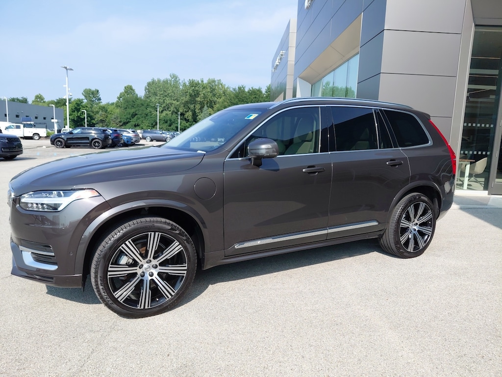 Used 2023 Volvo XC90 Recharge Plug-In Hybrid T8 Plus Bright Theme 7 Passenger SUV