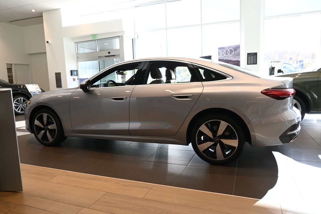 New 2025 Audi All-new A5 2.0T Premium Hatchback