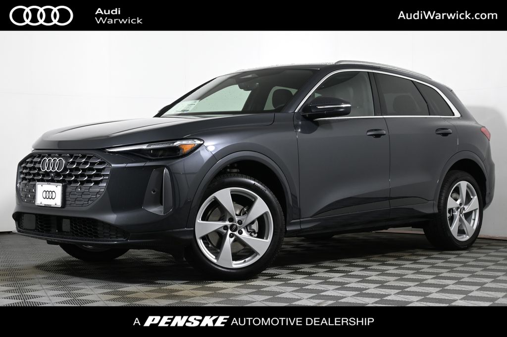 2025 Audi New Q5 Premium Plus's photo