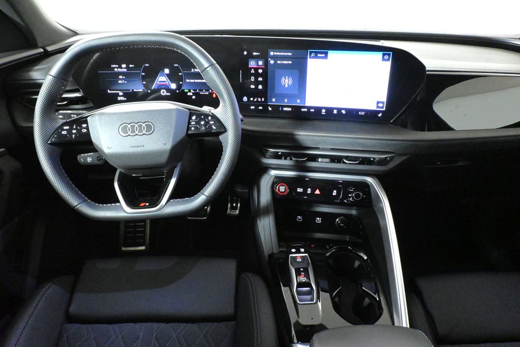 2025 Audi SQ5 Sportback Premium Plus - Photo 16