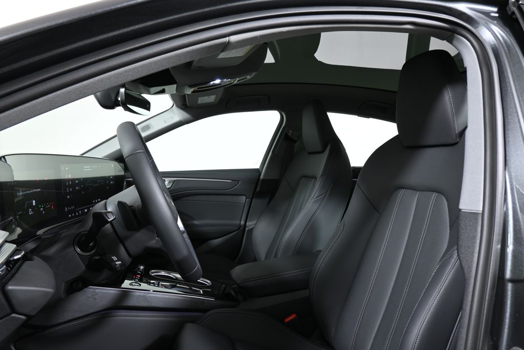 2026 Audi A6 Premium Plus - Photo 13
