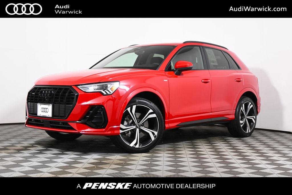 2023 Audi Q3 45 S line Premium