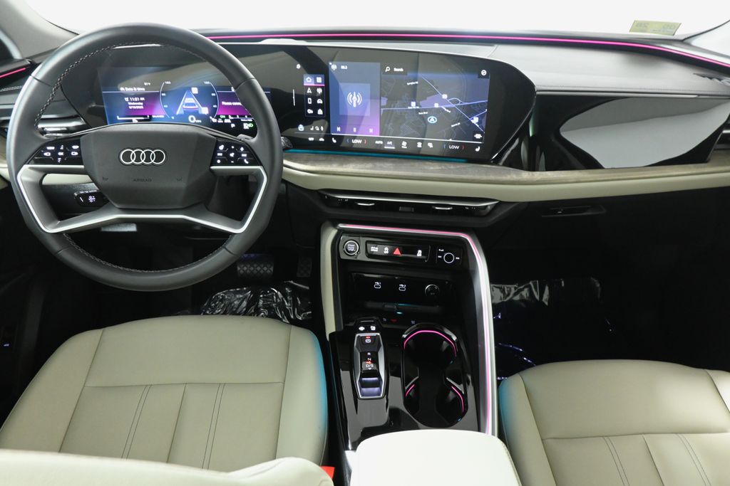 2025 Audi New Q5 Premium Plus - Photo 17