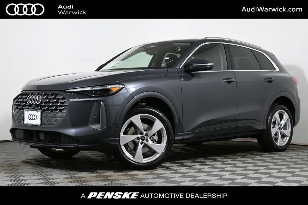 2025 Audi New Q5 Premium Plus's photo