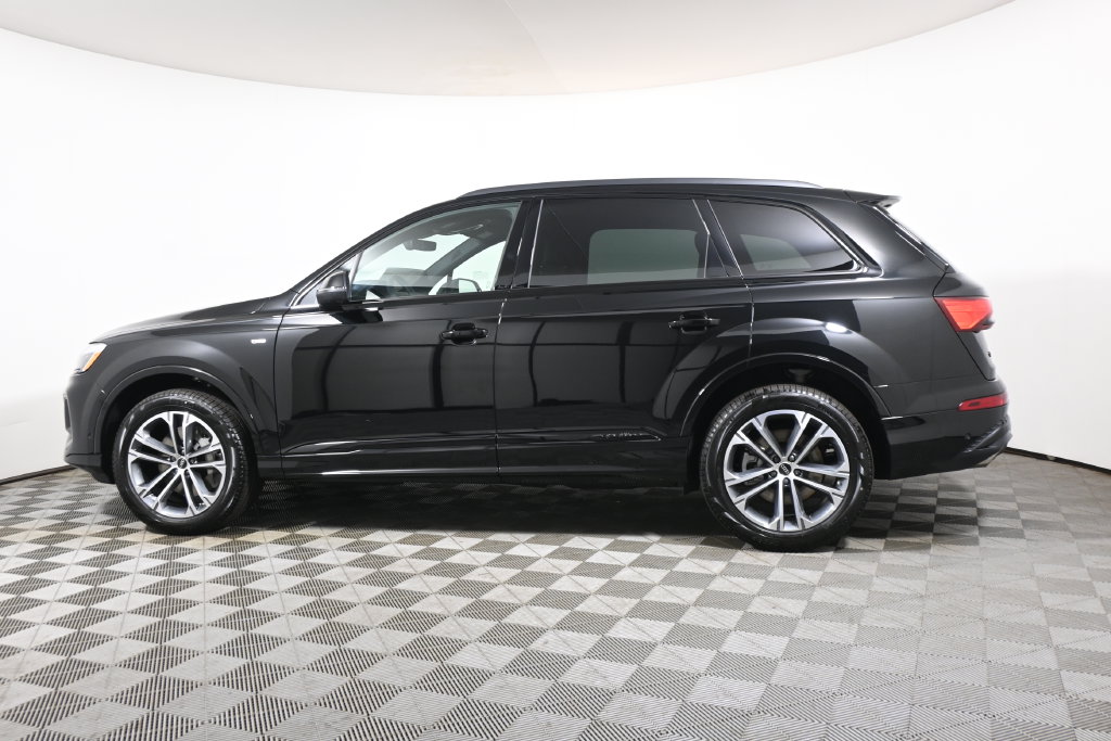 New 2026 Audi Q7 Premium SUV