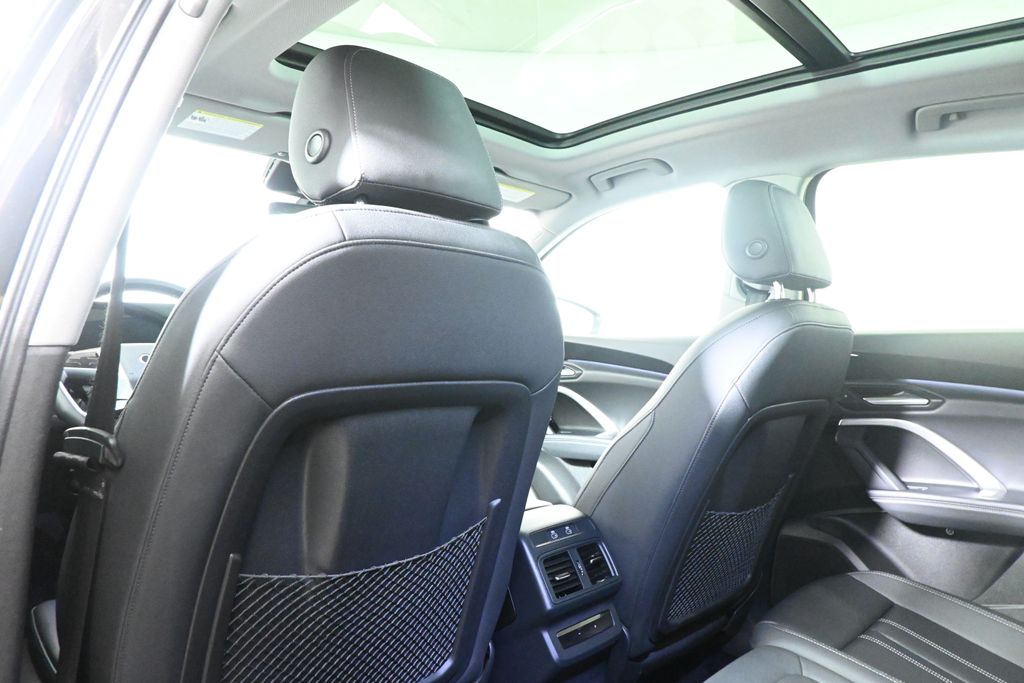 2025 Audi Q5 Premium - Photo 30