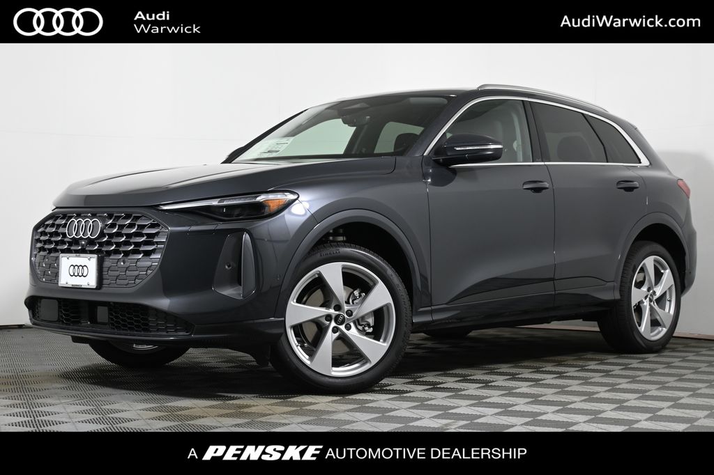 2025 Audi New Q5 Premium Plus's photo