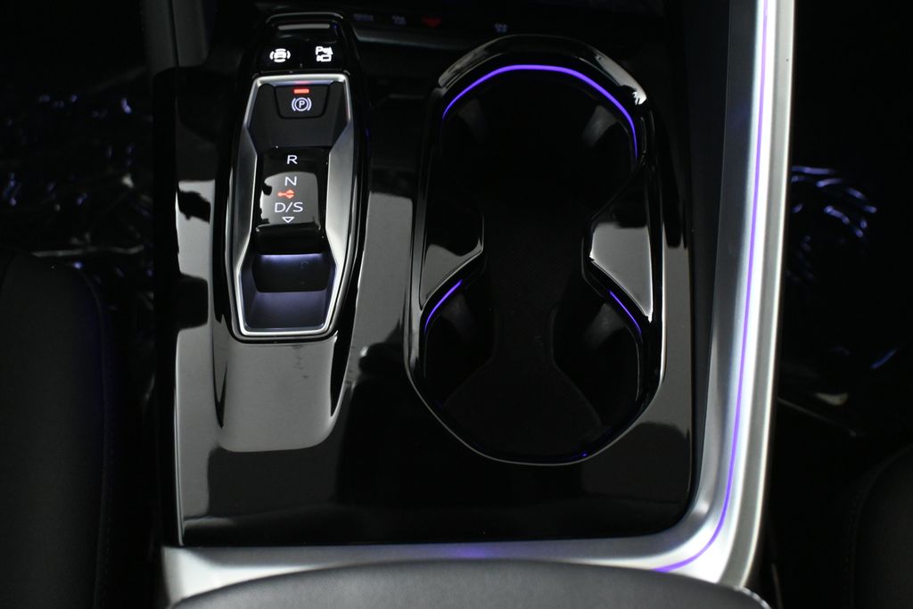 2025 Audi Q5 Premium - Photo 23