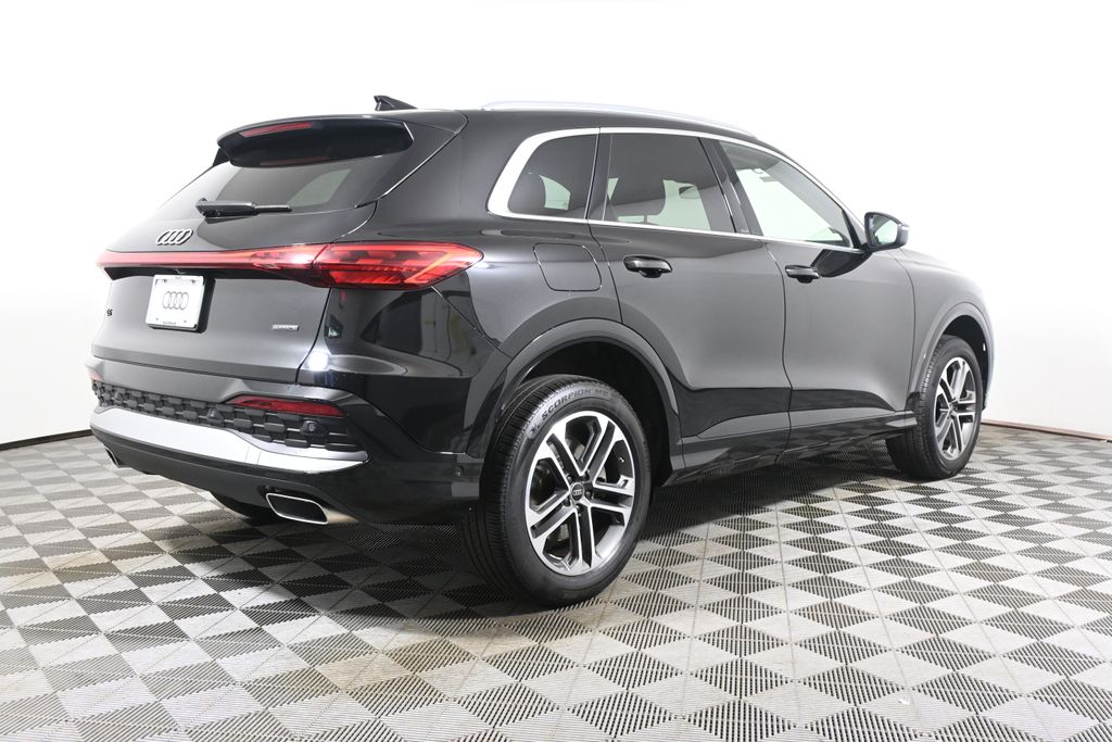 2025 Audi Q5 Premium - Photo 7