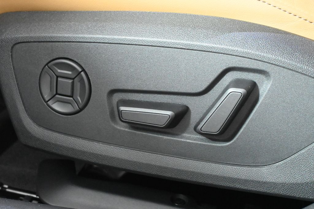 2026 Audi A6 Premium Plus - Photo 25