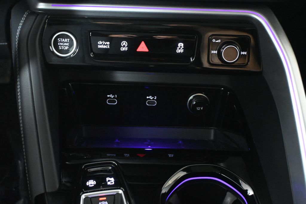 2025 Audi Q5 Premium - Photo 22