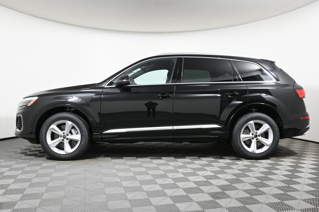 2025 Audi Q7 55 Premium photo 2