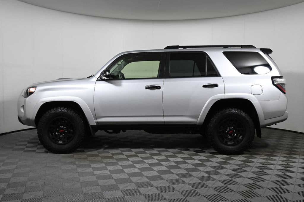 2021 Toyota 4Runner Venture Special Edition photo 2