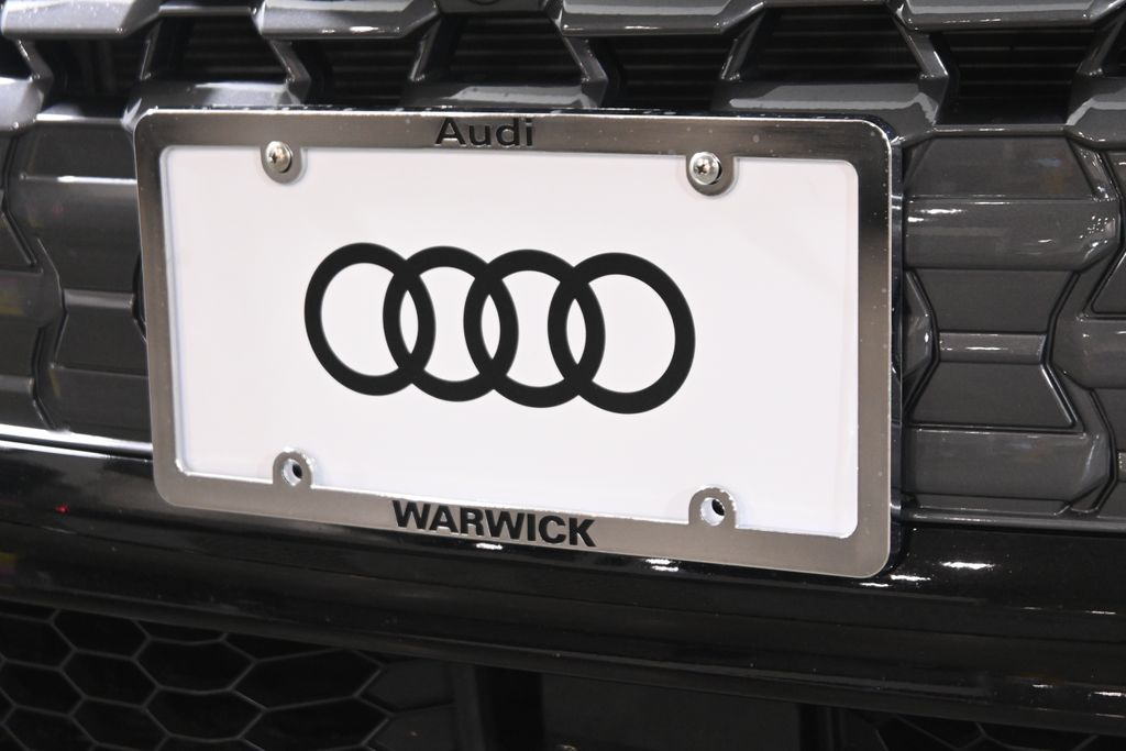 2025 Audi Q5 Premium - Photo 14