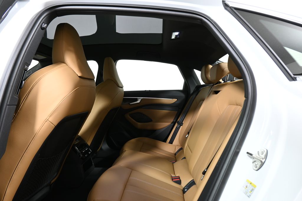 2026 Audi A6 Premium Plus - Photo 27