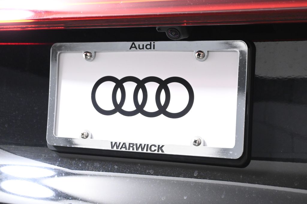 2025 Audi New Q5 Premium Plus - Photo 14