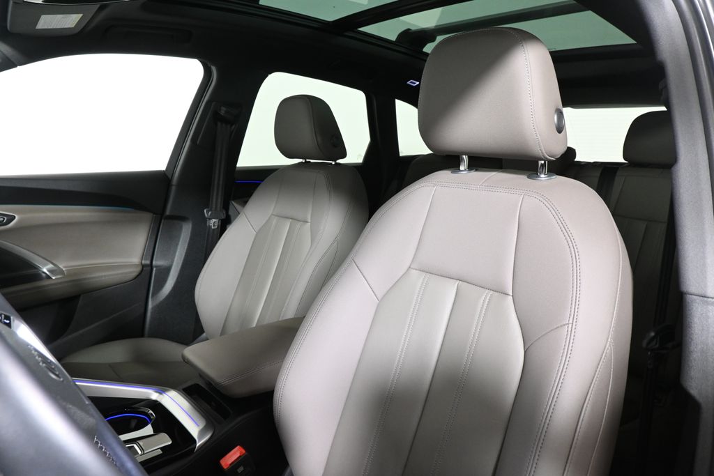 2025 Audi New Q5 Premium Plus - Photo 16