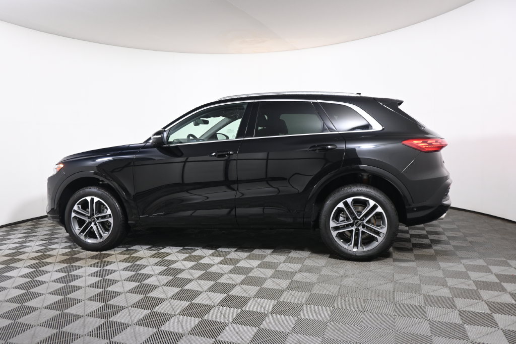 New 2026 Audi Q5 Premium SUV