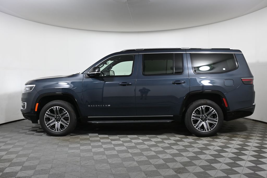 2025 Jeep Wagoneer Base photo 2