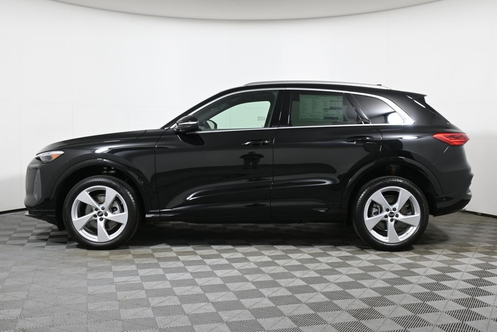 New 2025 Audi Q5 2.0T Premium SUV