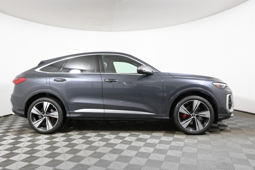 2025 Audi SQ5 Sportback Premium Plus - Photo 8