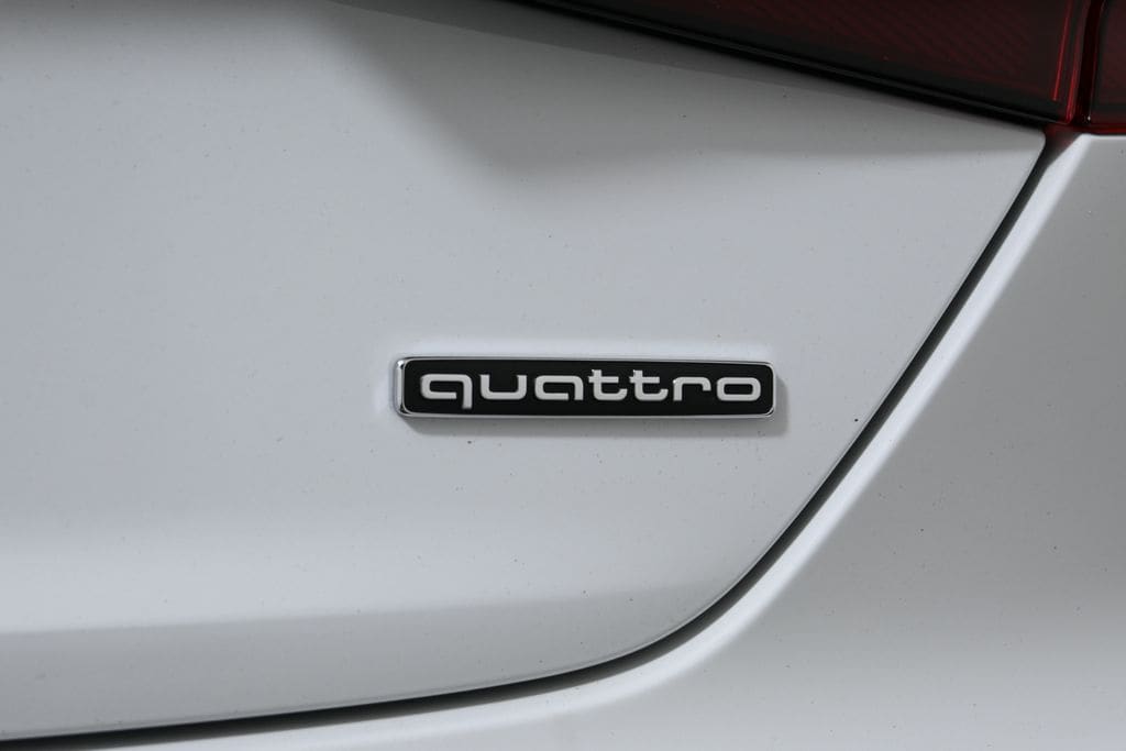 2025 Audi A5 S line Quattro Premium Plus photo 3