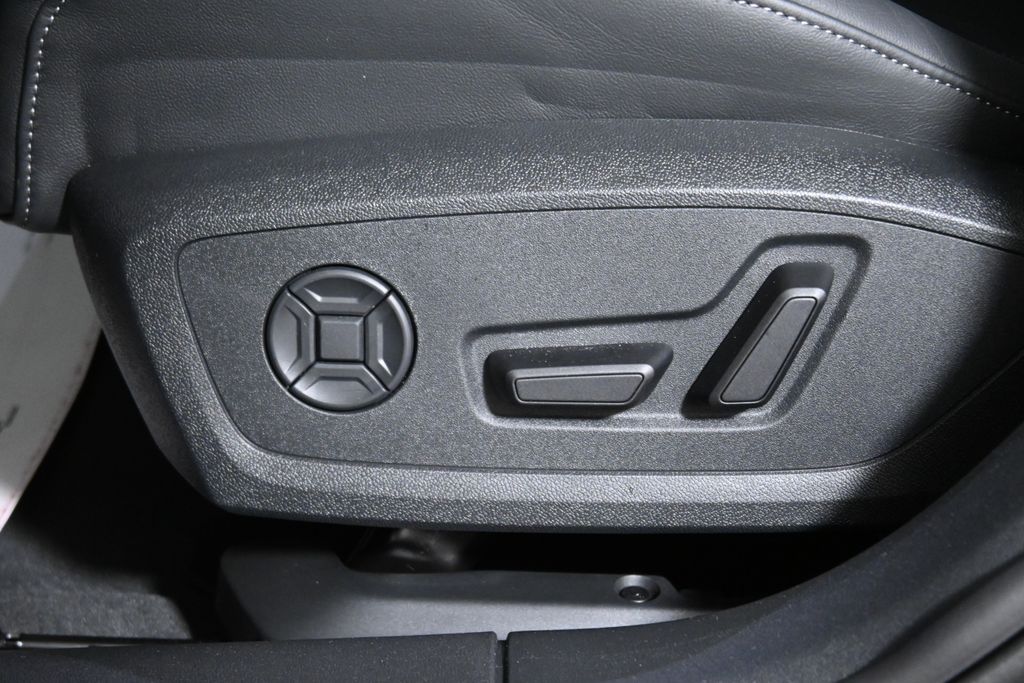 2026 Audi A6 Premium Plus - Photo 25