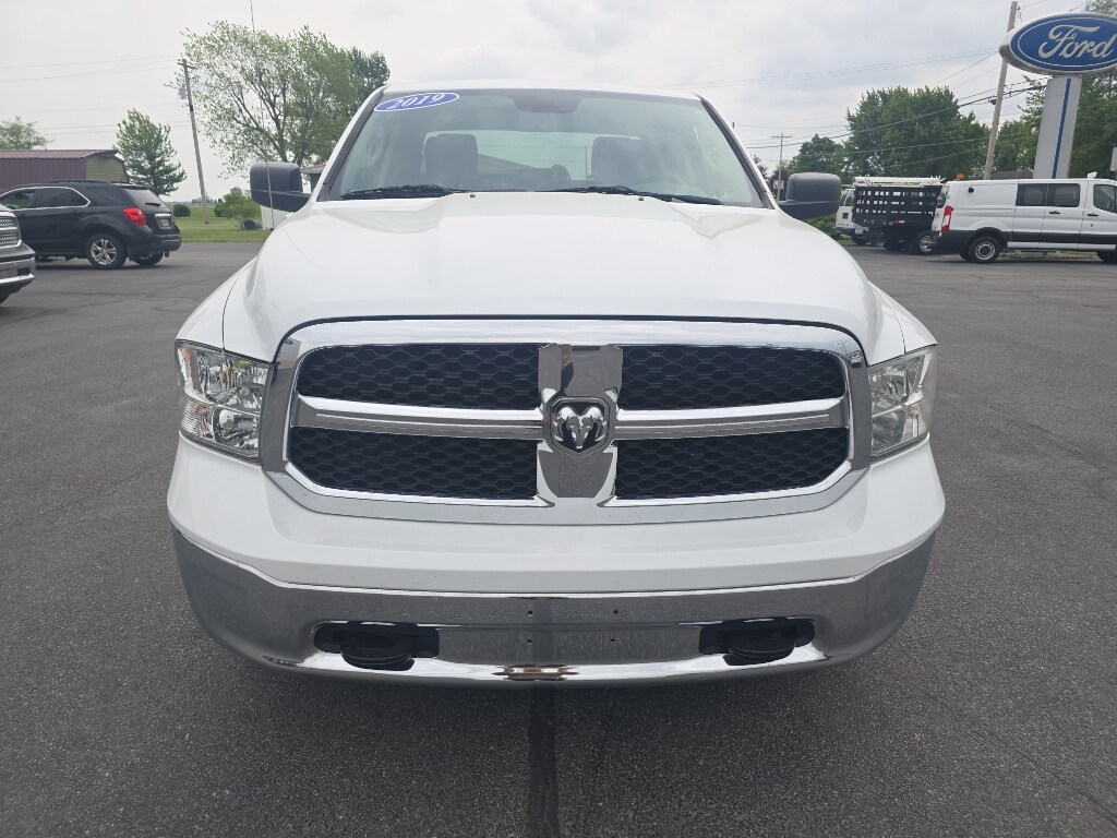 2019 Ram 1500 Classic photo 3