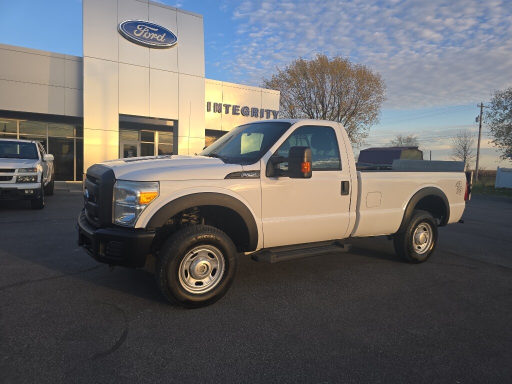 2014 Ford F-250 XL photo 2