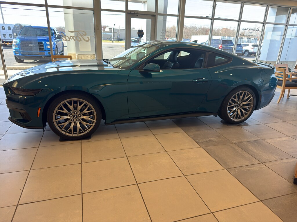 2026 Ford Mustang EcoBoost Premium photo 2