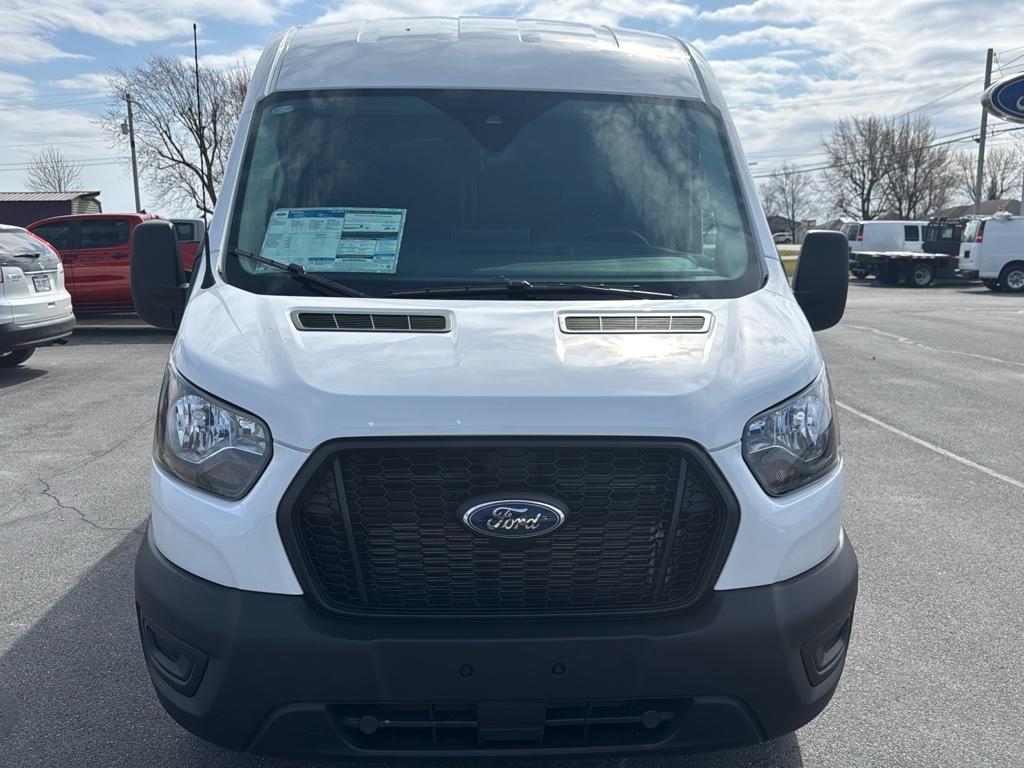 2025 Ford Transit photo 4