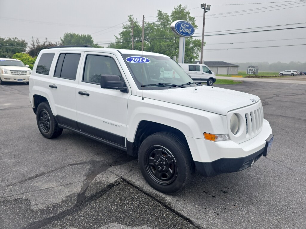 2014 Jeep Patriot Sport photo 4