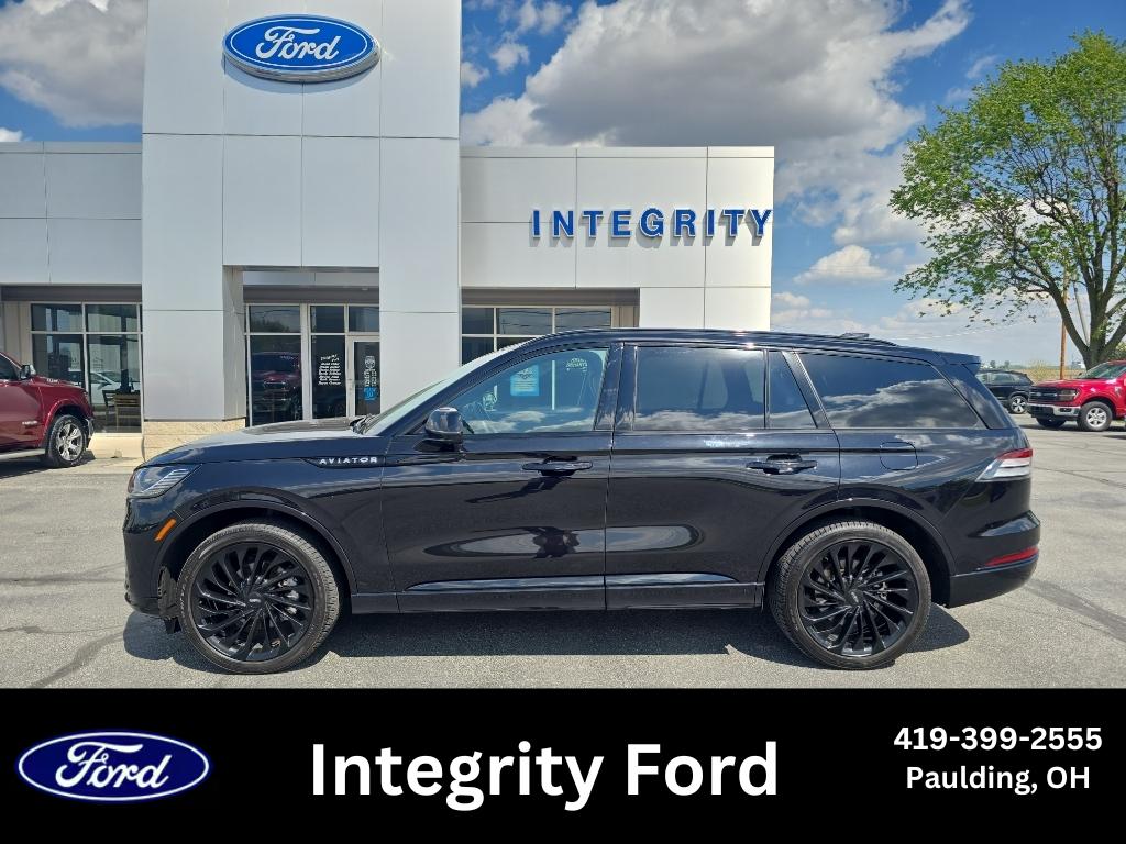 2025 Lincoln Aviator Reserve AWD's photo