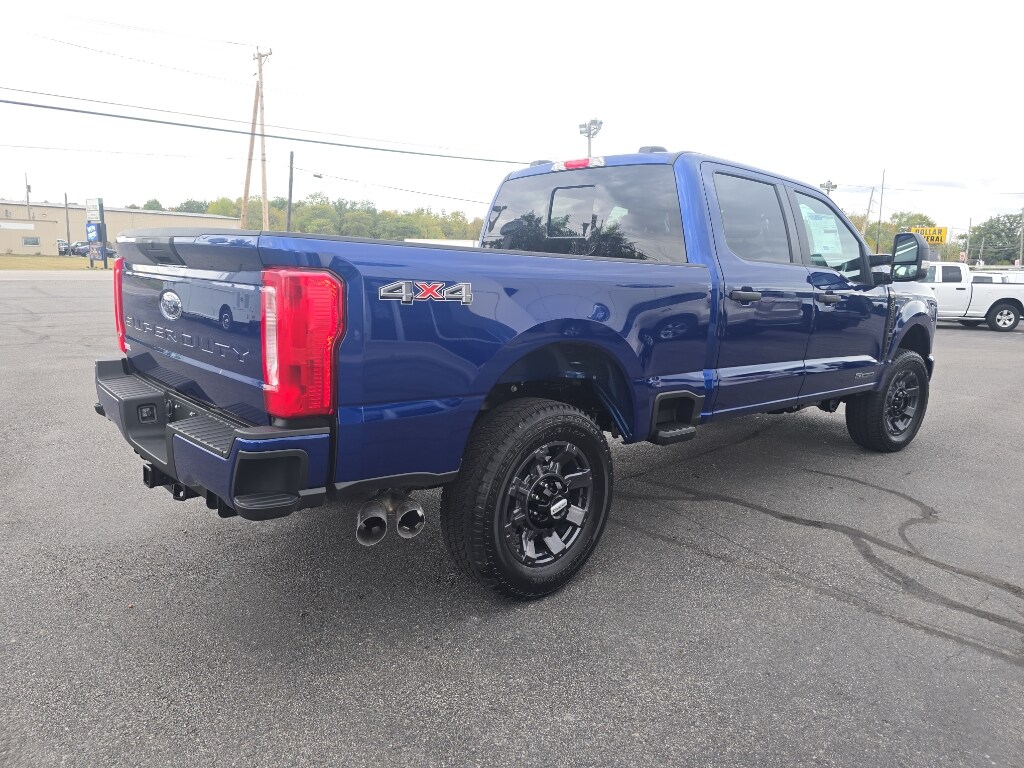 2026 Ford F-350 Super Duty XL - Photo 6