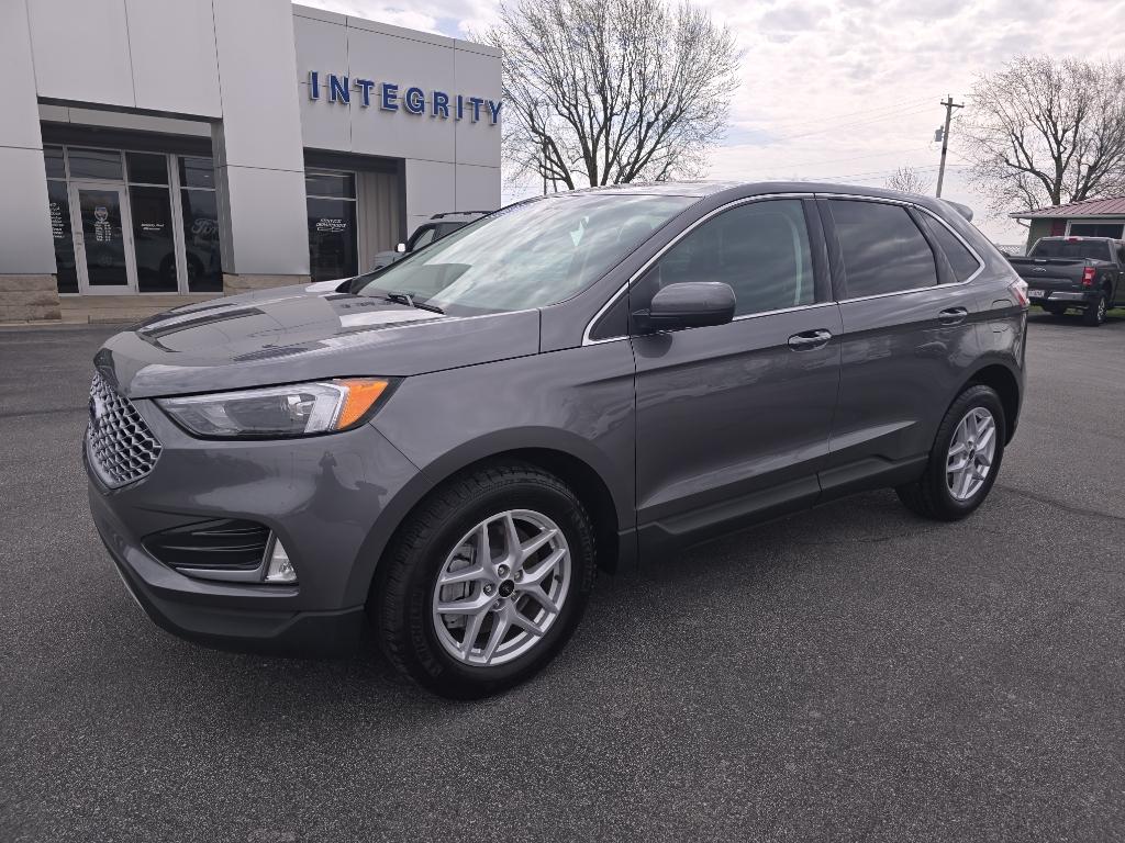 Used 2024 Ford Edge SEL with VIN 2FMPK4J96RBA02226 for sale in Paulding, OH