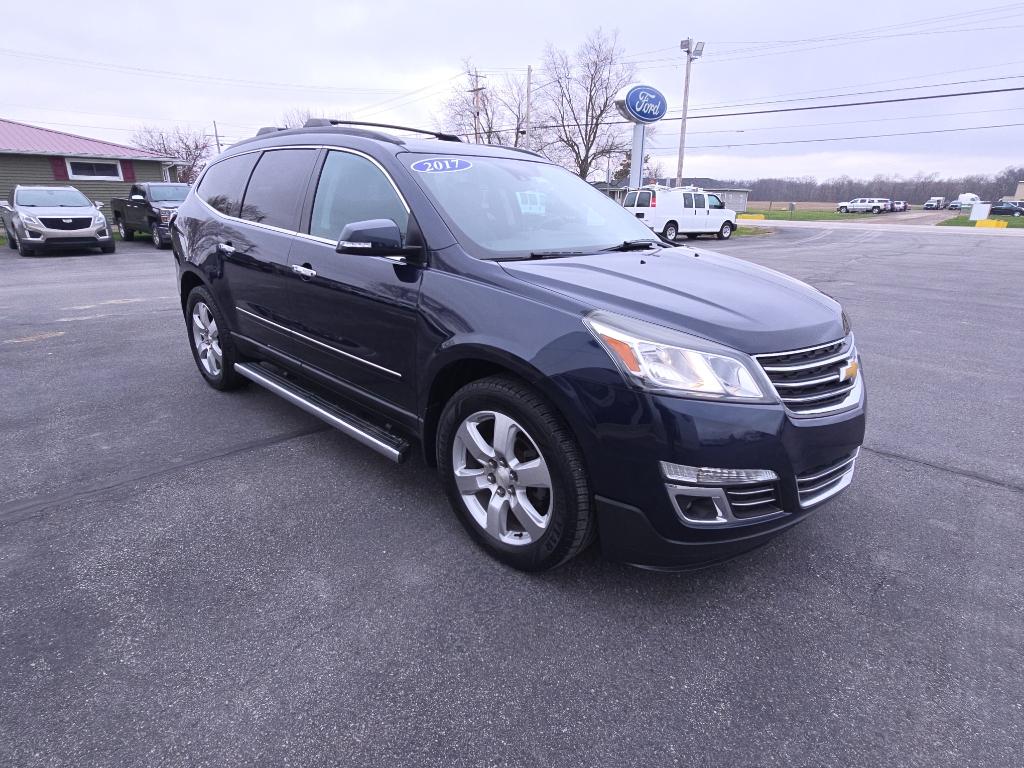 2017 Chevrolet Traverse Premier photo 4