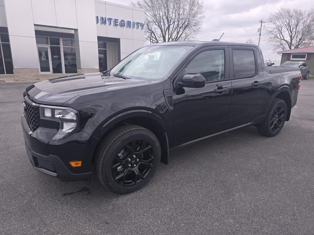 2025 Ford Maverick XLT photo 2
